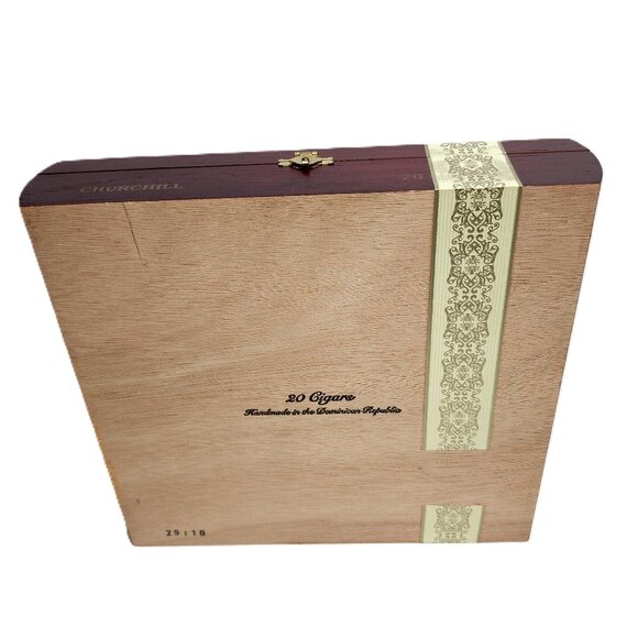 RARE Collectible Famous Private Selection 70th Anniv Edition La Aurora Cigar Box - Picture 9 of 10